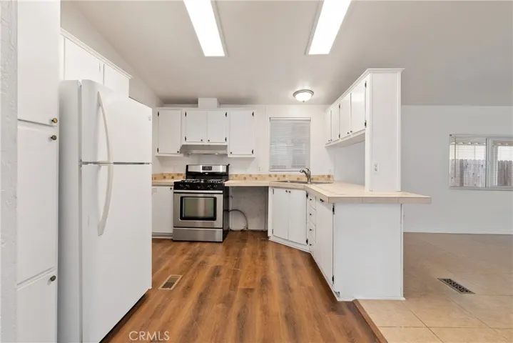 Skylights fill the kitchen with beautiful natural light making the kitchen bright and welcoming.