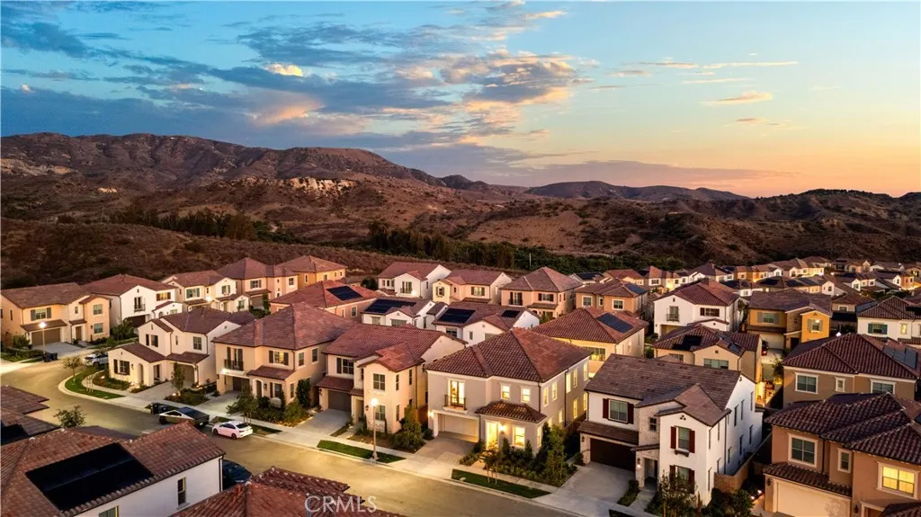 168 Somera, Irvine, California 92602 home-pic-56