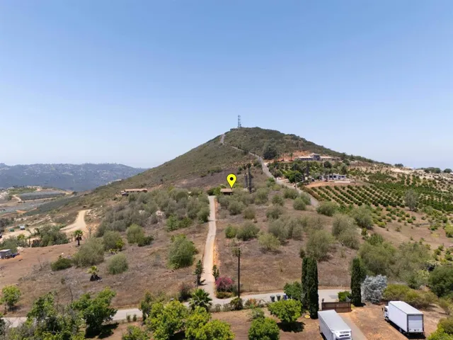 29556 Sierra Rojo Lane, Valley Center, California 92082