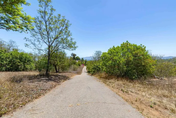 29556 Sierra Rojo Lane, Valley Center, California 92082