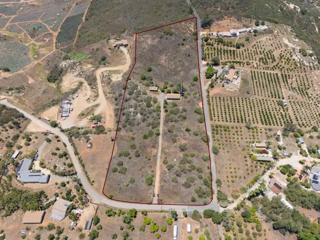 29556 Sierra Rojo Lane, Valley Center, California 92082