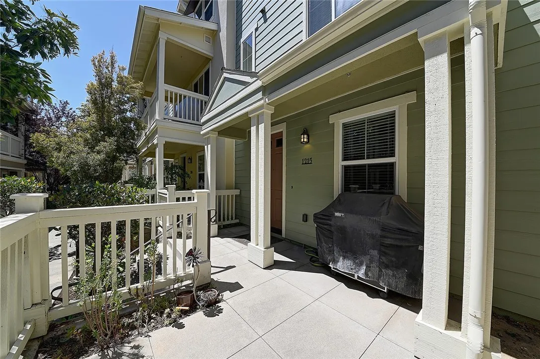 2303 Jefferson Street 1215, Torrance, California 90501 home-pic-0