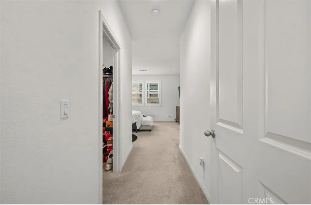 646 S Fillmore Avenue, Rialto, California 92376 home-pic-15