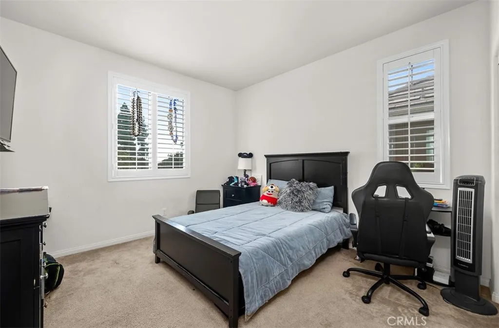 646 S Fillmore Avenue, Rialto, California 92376 home-pic-32