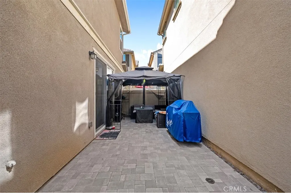 646 S Fillmore Avenue, Rialto, California 92376 home-pic-35