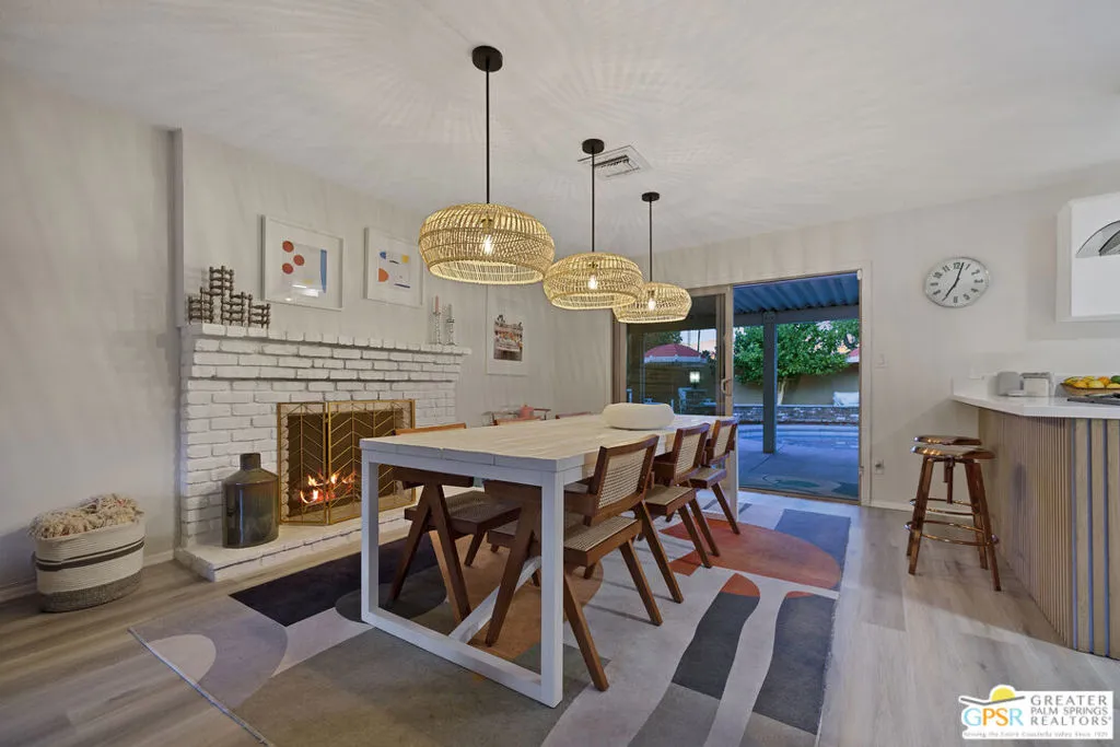 1334 S San Joaquin Drive, Palm Springs, California 92264 home-pic-18
