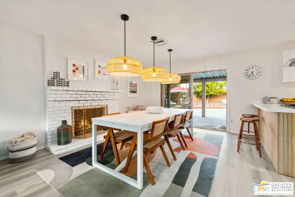 1334 S San Joaquin Drive, Palm Springs, California 92264 home-pic-23