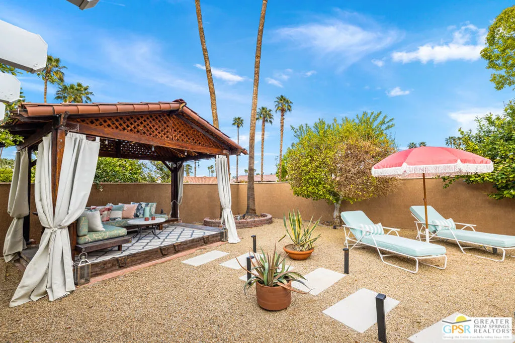 1334 S San Joaquin Drive, Palm Springs, California 92264 home-pic-12