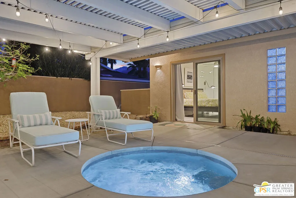 1334 S San Joaquin Drive, Palm Springs, California 92264 home-pic-6