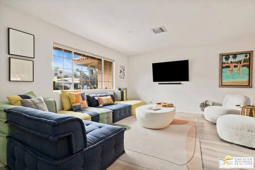 1334 S San Joaquin Drive, Palm Springs, California 92264 home-pic-27