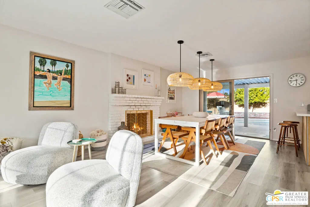 1334 S San Joaquin Drive, Palm Springs, California 92264 home-pic-24