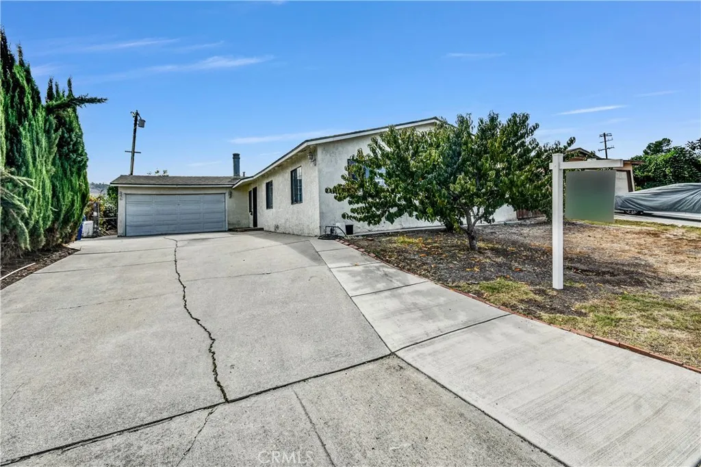 18220 Gallineta Street, Rowland Heights, California 91748 home-pic-2