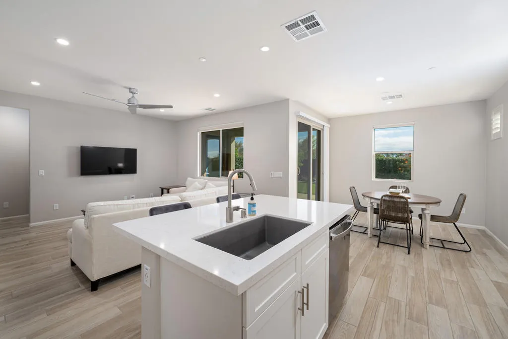 50380 Timber Creek Way, Indio, California 92201 home-pic-9