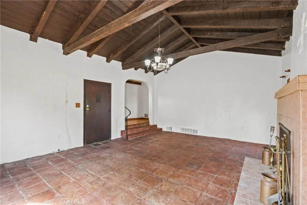 627 E Bishop, Santa Ana, California 92701 home-pic-7