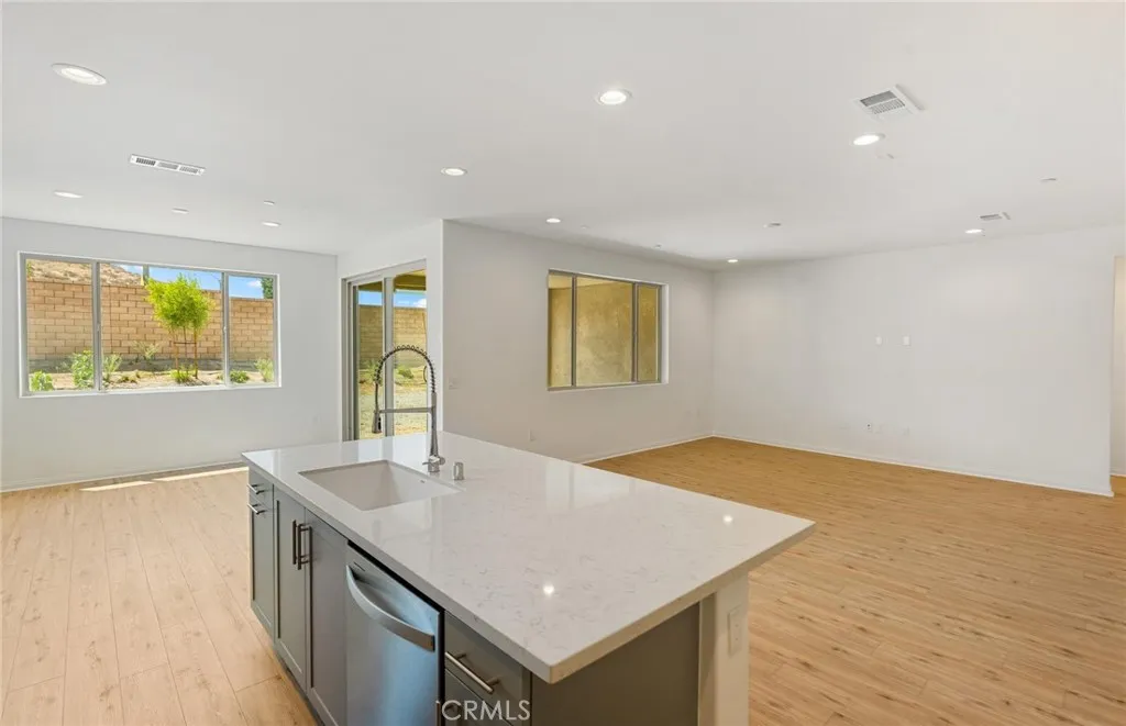 26615 Silver Ore Road, Menifee, California 92585 home-pic-7