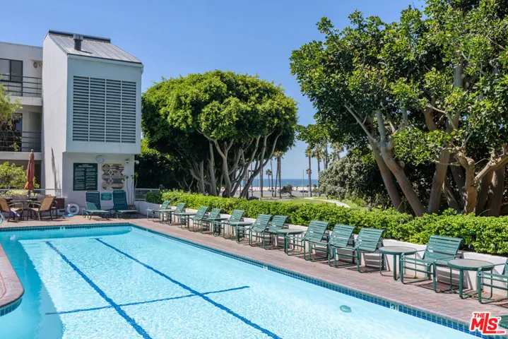 2960 Neilson Way 404, Santa Monica, California 90405