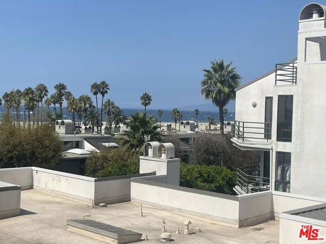 2960 Neilson Way 404, Santa Monica, California 90405