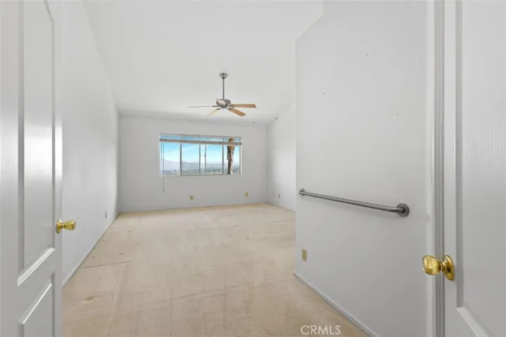 The view form the mainbedroom is sensational.