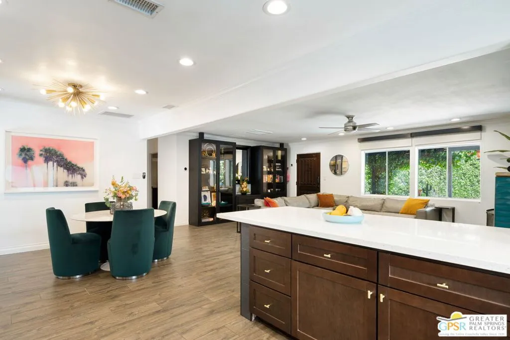 1861 S Palm Canyon Drive, Palm Springs, California 92264 home-pic-17