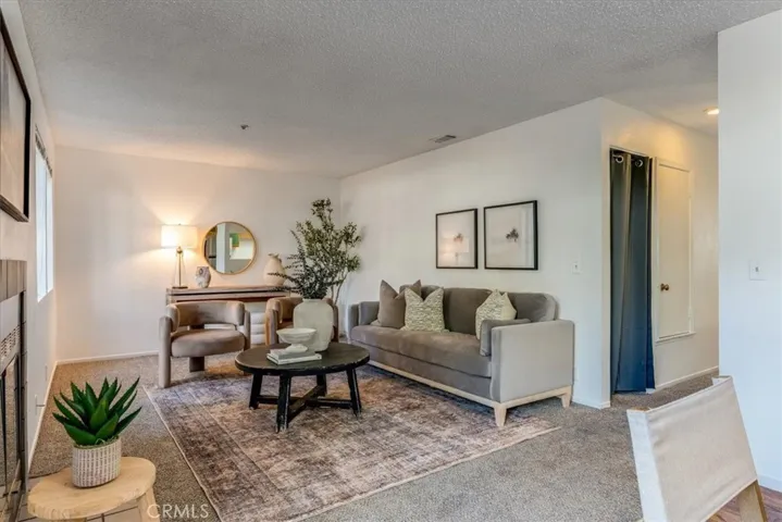 1025 Southwood, San Luis Obispo, California 93401