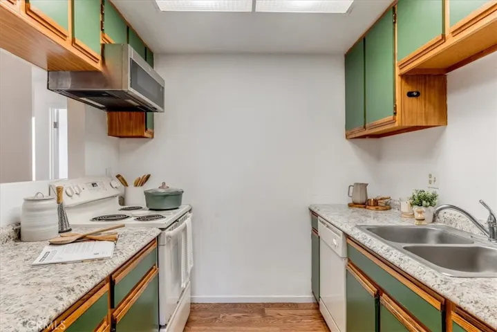 1025 Southwood, San Luis Obispo, California 93401