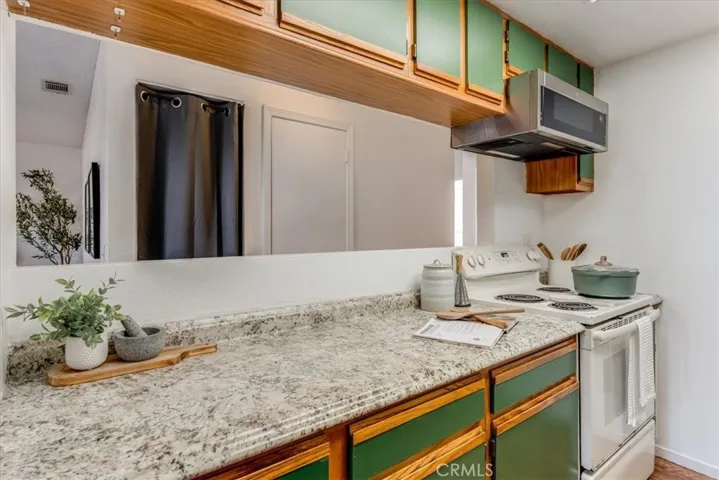 1025 Southwood, San Luis Obispo, California 93401