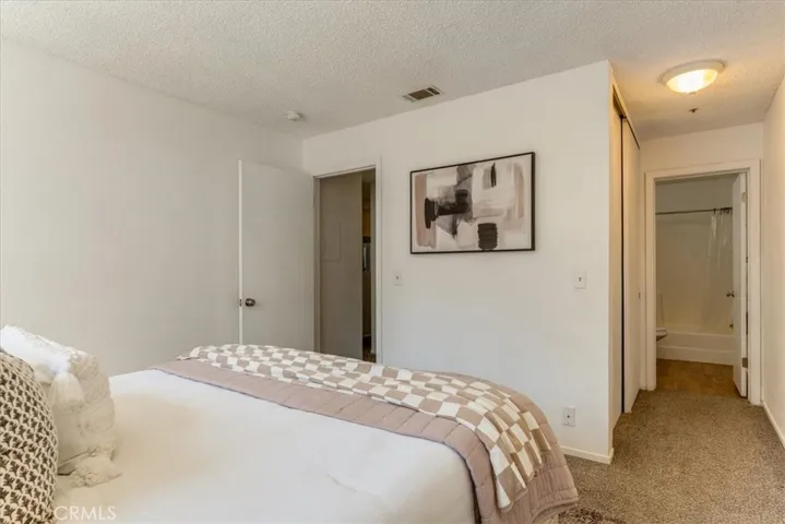 1025 Southwood, San Luis Obispo, California 93401
