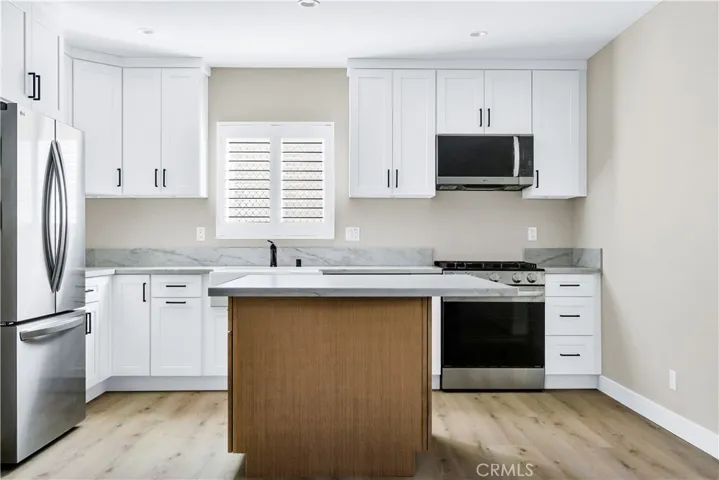 5602 Verdura Ave, Lakewood, California 90712