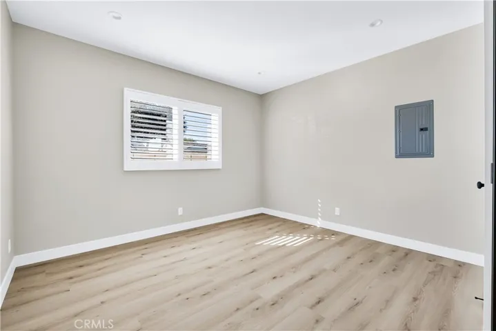5602 Verdura Ave, Lakewood, California 90712