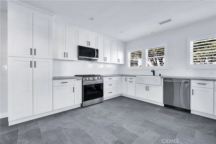5602 Verdura Ave, Lakewood, California 90712