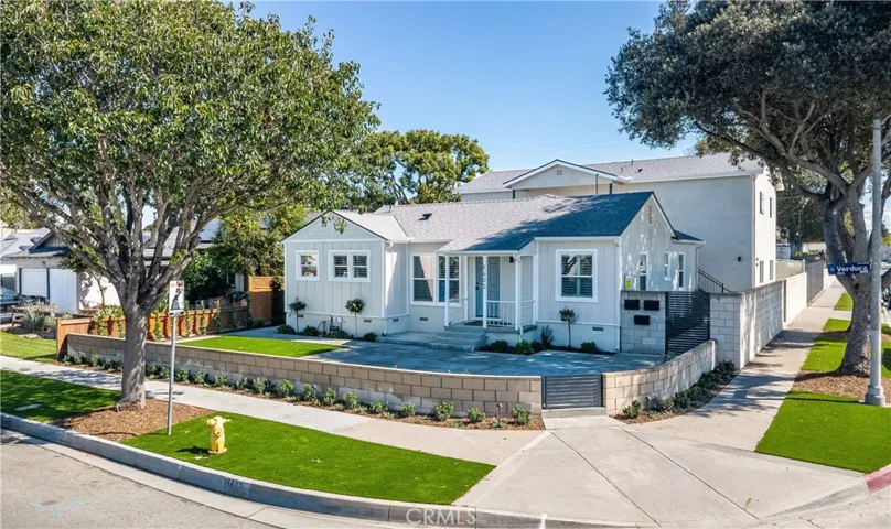 5602 Verdura Ave, Lakewood, California 90712