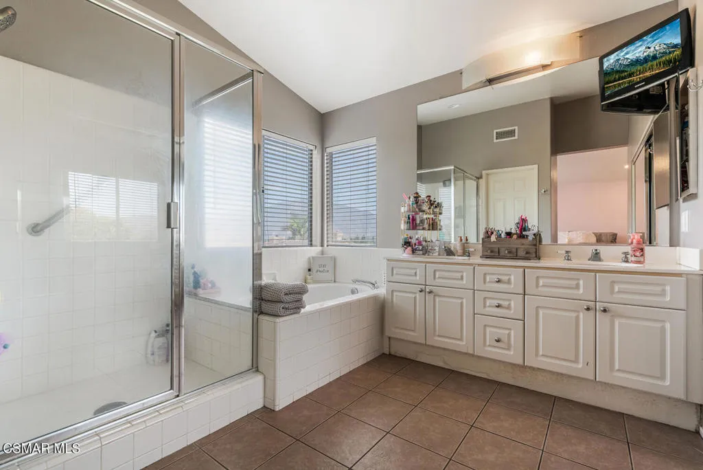 676 Buenos Tiempos Drive, Camarillo, California 93012 home-pic-25