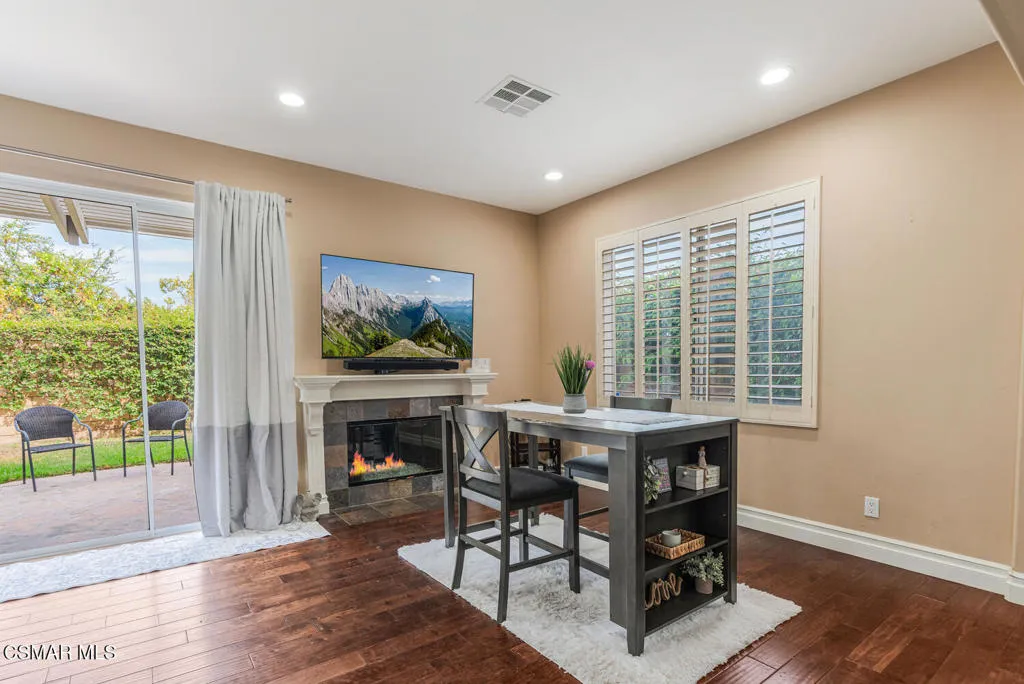 676 Buenos Tiempos Drive, Camarillo, California 93012 home-pic-14