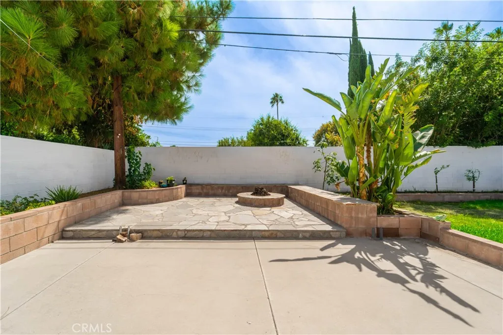 24244 Friar Street, Woodland Hills, California 91367 home-pic-40