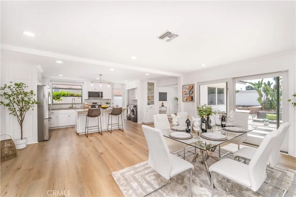 24244 Friar Street, Woodland Hills, California 91367 home-pic-0