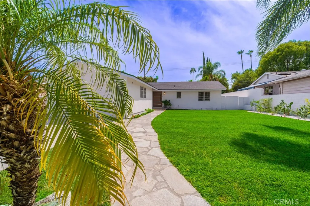 24244 Friar Street, Woodland Hills, California 91367 home-pic-44