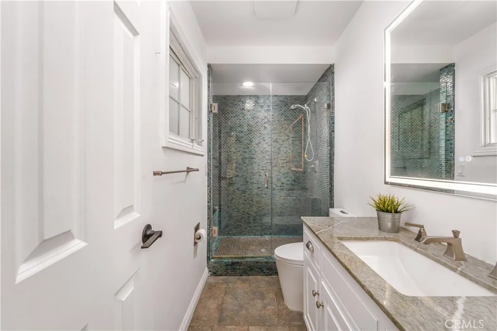 24244 Friar Street, Woodland Hills, California 91367 home-pic-25