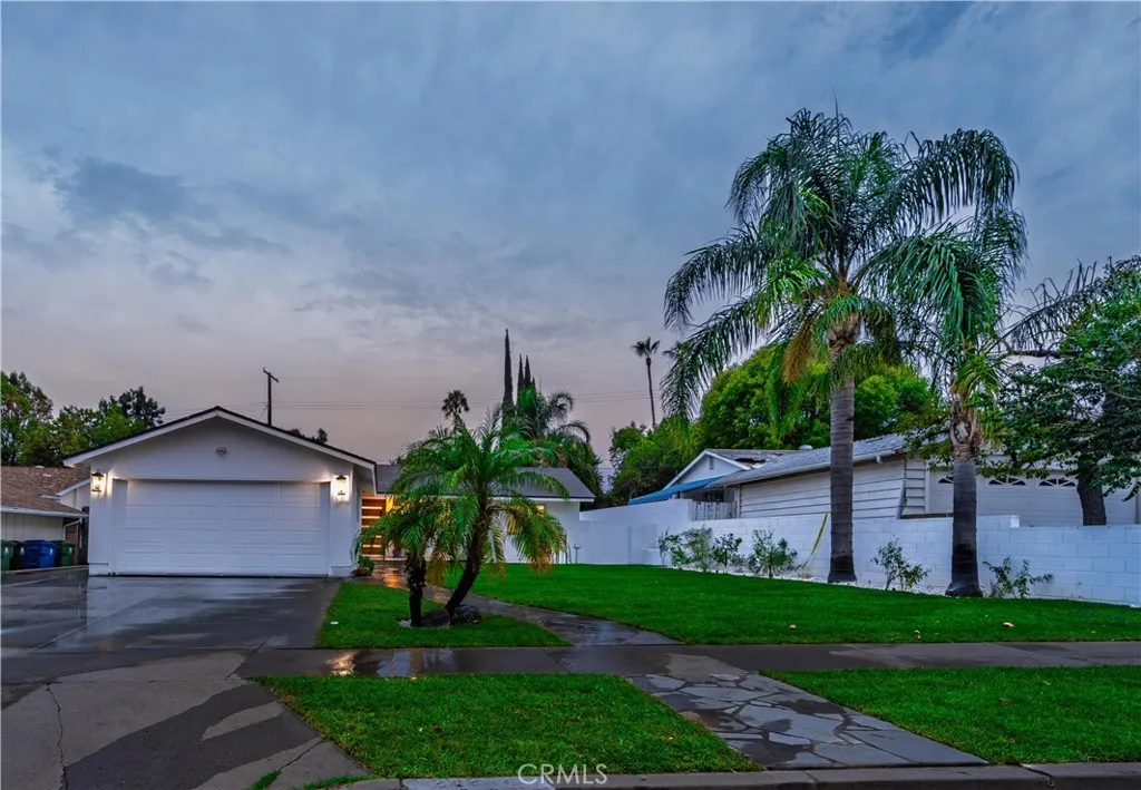 24244 Friar Street, Woodland Hills, California 91367 home-pic-50