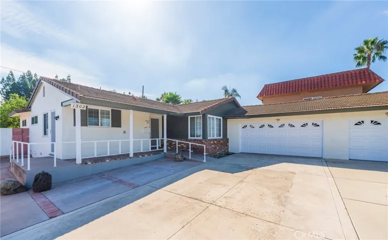 1302 S Feather, Anaheim, California 92802