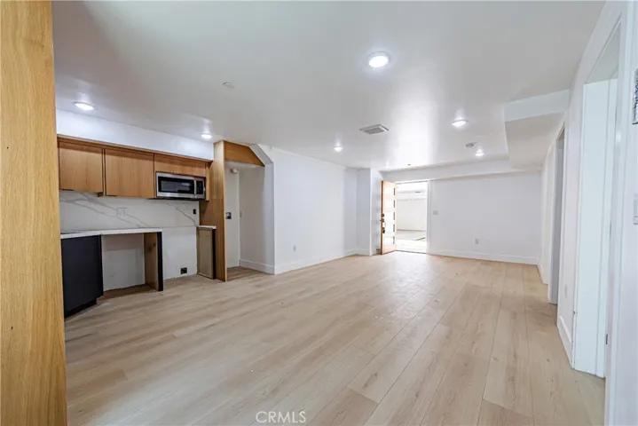 1559 Ogden Drive 1/2, Los Angeles, California 90019