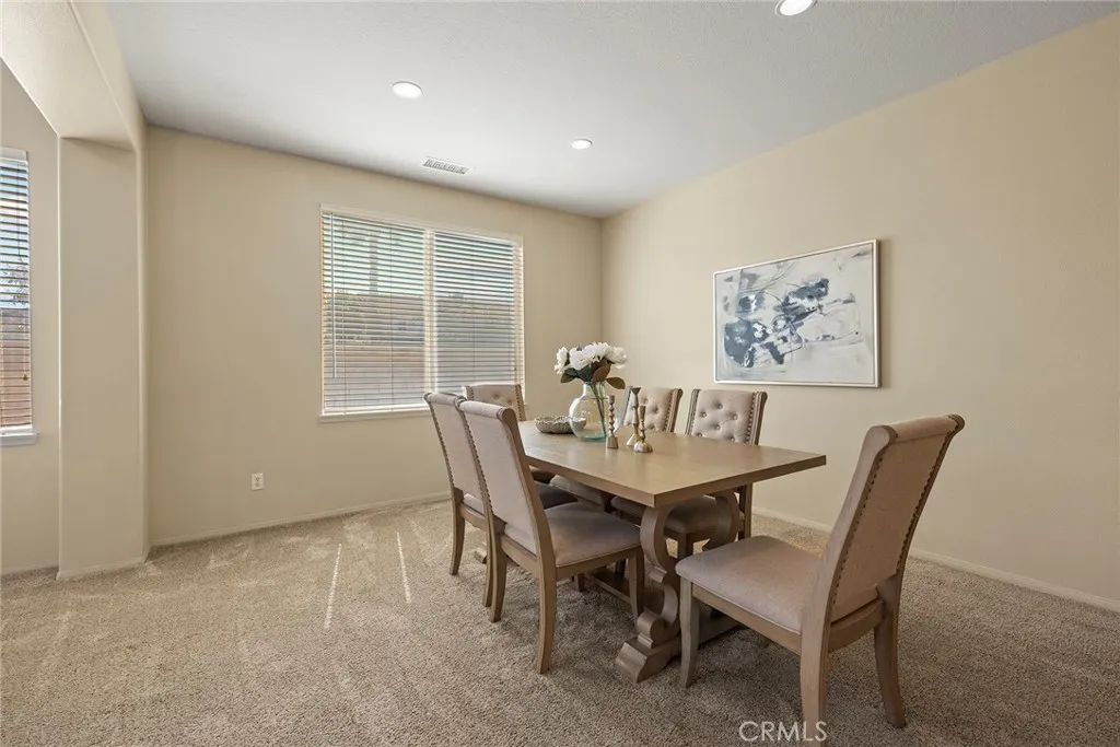 7381 Citrus Valley Avenue, Eastvale, California 92880 home-pic-5