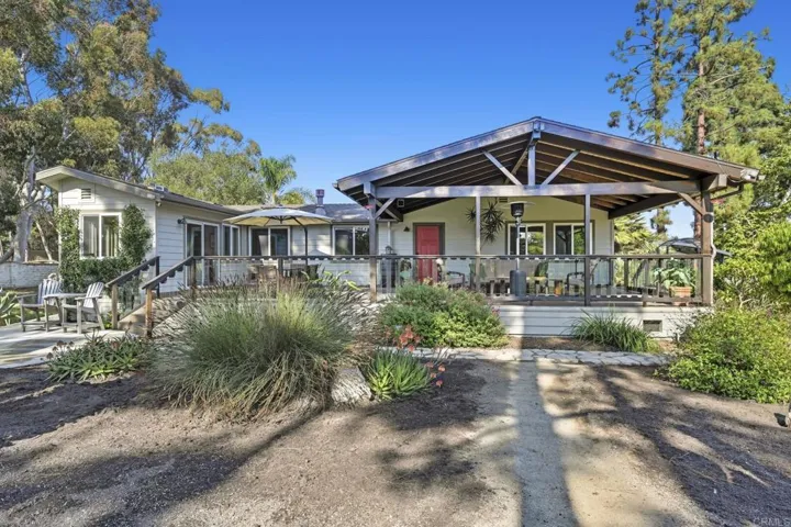 5102 Don Mata Drive, Carlsbad, California 92010