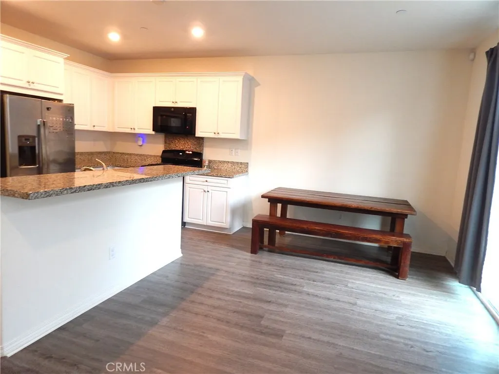 17692 Cornsilk Lane, San Bernardino, California 92407 home-pic-6