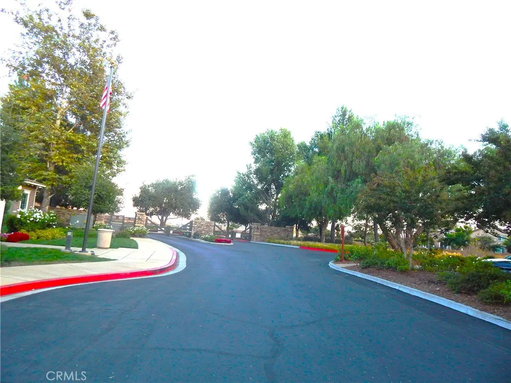 17692 Cornsilk Lane, San Bernardino, California 92407 home-pic-39