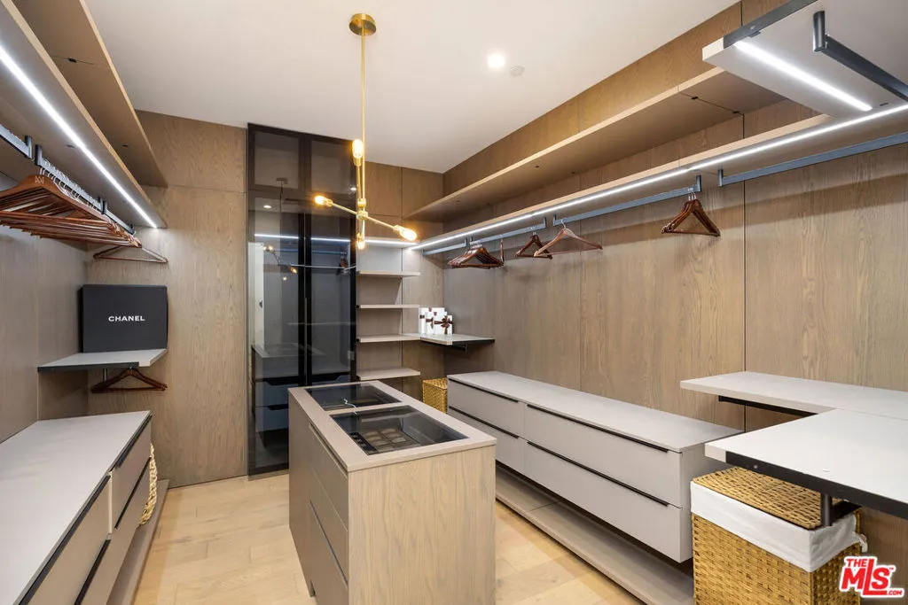 4527 Simpson Avenue, Studio City, California 91607 home-pic-17