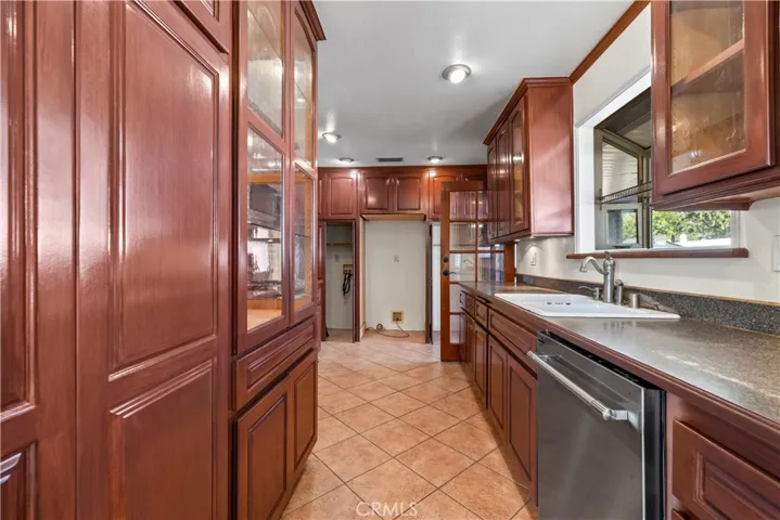 846 Glengrove Ave, Glendora, California 91740