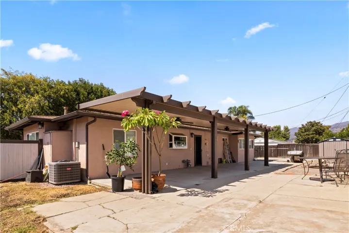 846 Glengrove Ave, Glendora, California 91740