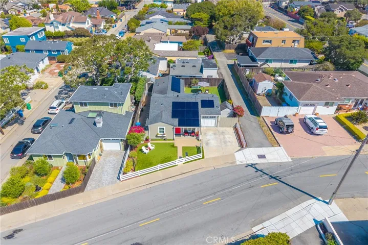 230 Sinex Avenue, Pacific Grove, California 93950