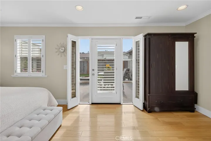230 Sinex Avenue, Pacific Grove, California 93950
