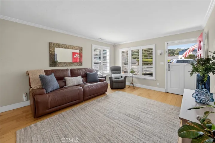 230 Sinex Avenue, Pacific Grove, California 93950